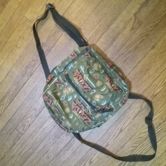 Old-school Legend of Zelda mini backpack - Picture 1 of 3